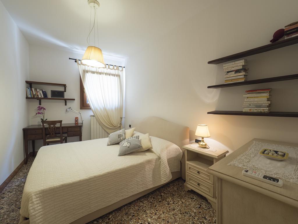 Romantic Lagoon - Canal View Venesia Bagian luar foto